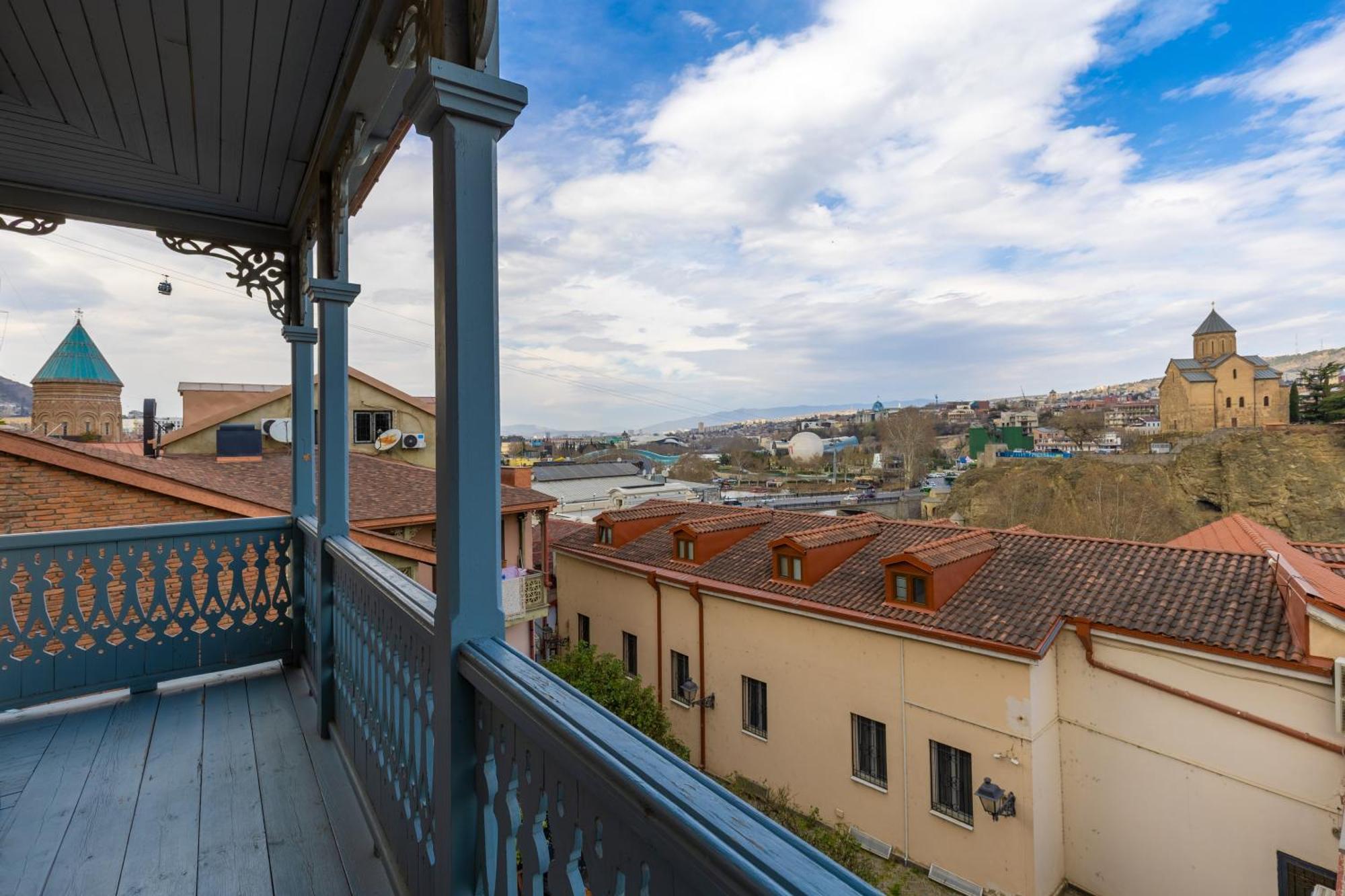 Postcard Balconies Daire Tiflis Dış mekan fotoğraf